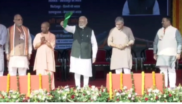 Green flag Green flag