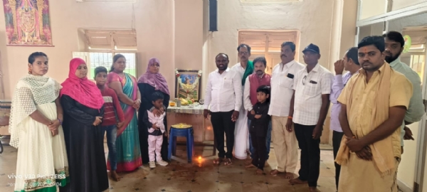 ಬಳ್ಳಾರಿ : ಜೆಡಿಎಸ್ ಕಚೇರಿಯಲ್ಲಿ ಕನಕದಾಸರ ಜಯಂತಿ ಬಳ್ಳಾರಿ : ಜೆಡಿಎಸ್ ಕಚೇರಿಯಲ್ಲಿ ಕನಕದಾಸರ ಜಯಂತಿ