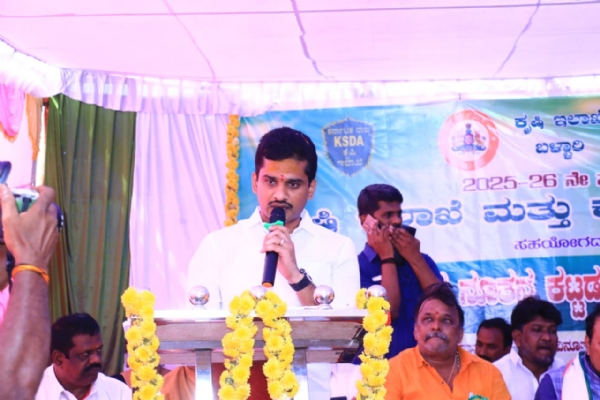 ಕೃಷಿಕ ಸಮಾಜ ರೈತರ ಸಮಸ್ಯೆ ಬಿಂಬಿಸುವ ಸಂಪರ್ಕ ಕೊಂಡಿ : ಸಚಿವ ಎನ್.ಚಲುವರಾಯಸ್ವಾಮಿ ಕೃಷಿಕ ಸಮಾಜ ರೈತರ ಸಮಸ್ಯೆ ಬಿಂಬಿಸುವ ಸಂಪರ್ಕ ಕೊಂಡಿ : ಸಚಿವ ಎನ್.ಚಲುವರಾಯಸ್ವಾಮಿ