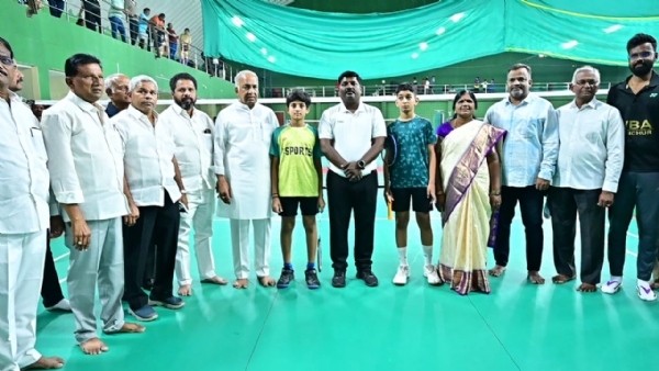 ಮಕ್ಕಳಿಗೆ ಮೊಬೈಲ್ ನೀಡಬೇಡಿ, ಕ್ರೀಡಾ ಮನೋಭಾವ ಬೆಳೆಸಿ- ಎನ್ಎಸ್ ಬೋಸರಾಜು