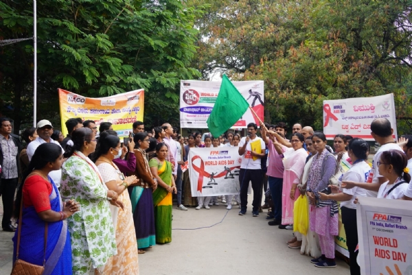 ಏಡ್ಸ್; ಚಿಕಿತ್ಸೆಗಿಂತ ಮುಂಜಾಗ್ರತೆ ಅಗತ್ಯ - ನ್ಯಾಯಾಧೀಶರಾದ ರಾಜೇಶ್.ಎನ್ ಹೊಸಮನೆ ಏಡ್ಸ್; ಚಿಕಿತ್ಸೆಗಿಂತ ಮುಂಜಾಗ್ರತೆ ಅಗತ್ಯ - ನ್ಯಾಯಾಧೀಶರಾದ ರಾಜೇಶ್.ಎನ್ ಹೊಸಮನೆ