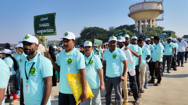 ಸಿರಿ ಧಾನ್ಯ ಬೆಳೆಗೆ ಹೆಚ್ಚಿನ ಆದ್ಯತೆ ನೀಡಿ: ಡಾ. ಸುರೇಶ ಇಟ್ನಾಳ ಸಿರಿ ಧಾನ್ಯ ಬೆಳೆಗೆ ಹೆಚ್ಚಿನ ಆದ್ಯತೆ ನೀಡಿ: ಡಾ. ಸುರೇಶ ಇಟ್ನಾಳ