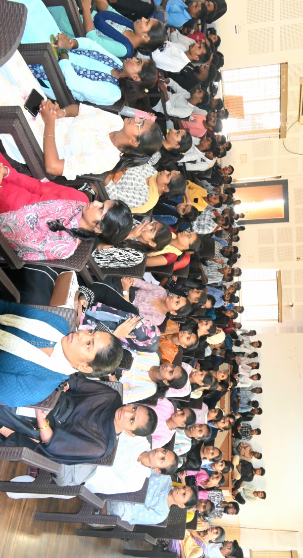 ವಿಎಸ್‍ಕೆ ವಿಶ್ವವಿದ್ಯಾಲಯದಲ್ಲಿ `ಉದ್ಯೋಗ ಕೋಶ’ ಶಿಬಿರ