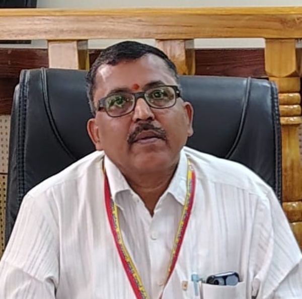 ಉದ್ಯೋಗ ಆಮಿಷ ಮಧ್ಯವರ್ತಿಗಳಿಂದ ವಂಚನೆ ಮೋಸ ಹೋಗದಿರಿ : ಡಿಎಚ್ ಒ ಉದ್ಯೋಗ ಆಮಿಷ ಮಧ್ಯವರ್ತಿಗಳಿಂದ ವಂಚನೆ ಮೋಸ ಹೋಗದಿರಿ : ಡಿಎಚ್ ಒ