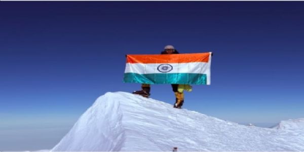 ಅಂಟಾರ್ಕ್ಟಿಕಾದ ಅತಿ ಎತ್ತರದ ಶಿಖರ ಏರಿದ ಸಿಕ್ಕಿಂ ಪರ್ವತಾರೋಹಿ ಮನಿತಾ ಪ್ರಧಾನ್