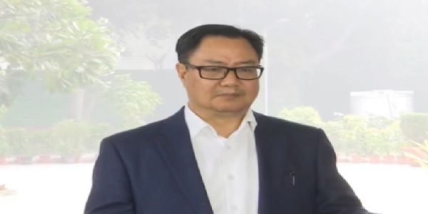 ಪ್ರಧಾನಿ ವಿರುದ್ಧ ಘೋಷಣೆ : ಖರ್ಗೆ, ರಾಹುಲ್ ಕ್ಷಮೆಯಾಚನೆಗೆ ಕಿರಣ್ ರಿಜಿಜು ಆಗ್ರಹ