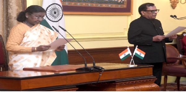 ಮುಖ್ಯ ಮಾಹಿತಿ ಆಯುಕ್ತರಾಗಿ ರಾಜ್ ಕುಮಾರ್ ಗೋಯೆಲ್ ಪ್ರಮಾಣ ವಚನ ಸ್ವೀಕಾರ