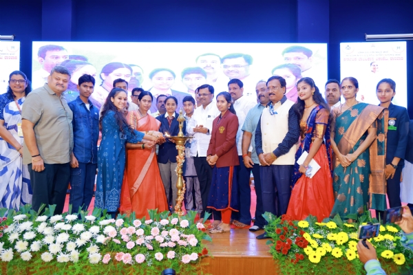 Prize distribution Prize distribution