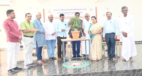 ಮುದ್ರಣ ತಂತ್ರಜ್ಞಾನಕ್ಕೆ ಕೊನೆಯಿಲ್ಲ: ಡಾ.ವಸುಂಧರಾ ಭೂಪತಿ ಮುದ್ರಣ ತಂತ್ರಜ್ಞಾನಕ್ಕೆ ಕೊನೆಯಿಲ್ಲ: ಡಾ.ವಸುಂಧರಾ ಭೂಪತಿ