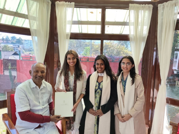 ಗವಿಮಠದ ಜಾತ್ರೆಗೆ ಮೇಘಾಲಯದ ರಾಜ್ಯಪಾಲರ ಸ್ವಾಗತ ಗವಿಮಠದ ಜಾತ್ರೆಗೆ ಮೇಘಾಲಯದ ರಾಜ್ಯಪಾಲರ ಸ್ವಾಗತ