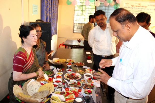 ಸಿರಿಧಾನ್ಯ ಖಾದ್ಯಗಳ ಬಗ್ಗೆ ಮಕ್ಕಳಿಗೆ ತಿಳಿಸಿ - ಜಿ.ಡಿ ಕೃಷ್ಣಮೂರ್ತಿ ಸಿರಿಧಾನ್ಯ ಖಾದ್ಯಗಳ ಬಗ್ಗೆ ಮಕ್ಕಳಿಗೆ ತಿಳಿಸಿ - ಜಿ.ಡಿ ಕೃಷ್ಣಮೂರ್ತಿ