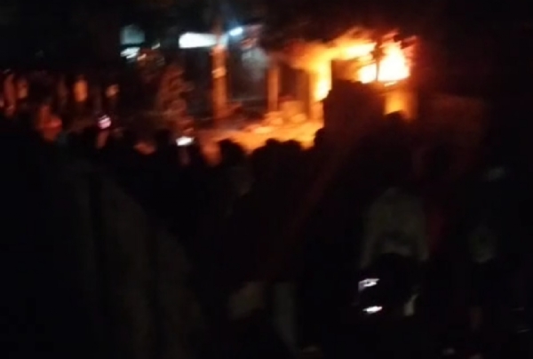 ಬೆಂಕಿ ಬೆಂಕಿ