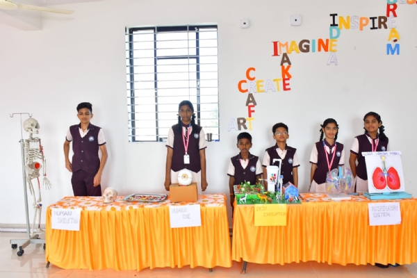 ವಿಶೇಷ ಗಮನ ಸೆಳೆದ ಎಜ್ಯುಕೇರ್ ಶಾಲೆಯ ಯಂಗ್ ಮೈಂಡ್ ಎಕ್ಸ್ಪೋ