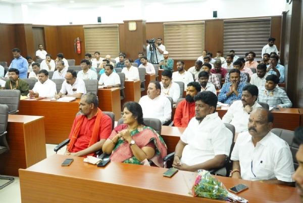 ಸರ್ಕಾರಿ ಜಾಗ ಒತ್ತುವರಿ ತೆರವಿಗೆ ತಿಂಗಳ ಗಡುವು : ಸಚಿವ ಬಿ.ಎಸ್.ಸುರೇಶ್