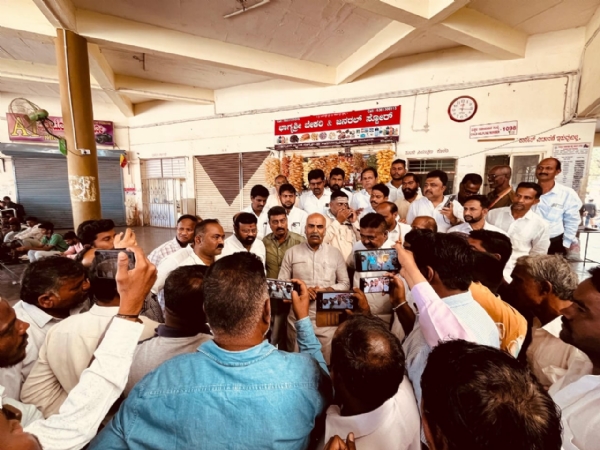 ಲಿಂಗಸಗೂರು ಕೇಂದ್ರ ಬಸ್ ನಿಲ್ದಾಣಕ್ಕೆ ಕೆಕೆಆರ್‍ಟಿಸಿ  ಅಧ್ಯಕ್ಷ ಅರುಣಕುಮಾರ ಪಾಟೀಲ್ ಭೇಟಿ