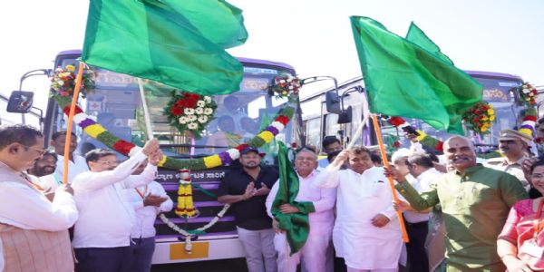 102 ನೂತನ ನಗರ ಸಾರಿಗೆ ವಾಹನಗಳಿಗೆ ಚಾಲನೆ