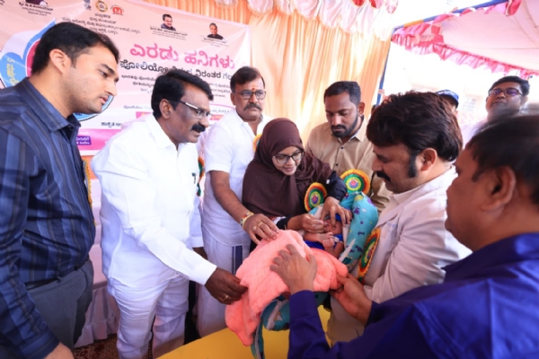 ಮಕ್ಕಳ ಭವಿಷ್ಯಕ್ಕಾಗಿ ಎರೆಡು ಹನಿ ಲಸಿಕೆ ಹಾಕಿಸಿ