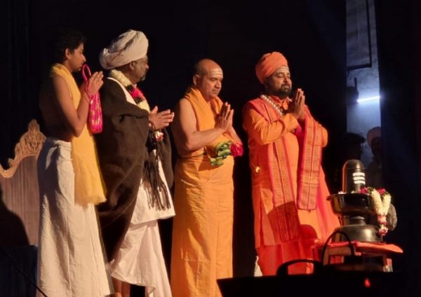 ಗುರು-ಶಿಷ್ಯನ ಸಂಬಂಧವೇ ಕರ್ಪೂರದ ಬೆಳಗು : ಯಶಸ್ವಿ ಪ್ರದರ್ಶನ