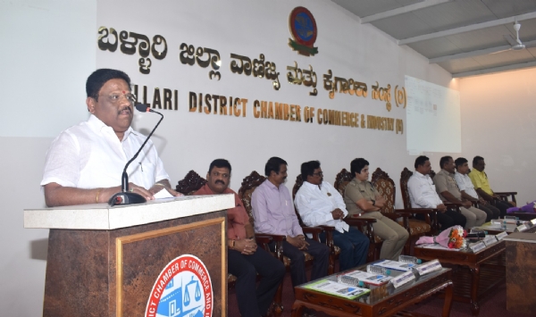 ಅಪರಾಧಗಳನ್ನು ನಿಯಂತ್ರಿಸಲು ಸಾರ್ವಜನಿಕರ ಸಹಕಾರ ಅಗತ್ಯ : ಎಸ್ಪಿ ಡಾ. ಶೋಭಾರಾಣಿ