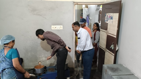 ಸರ್ಕಾರಿ ಬಾಲಮಂದಿರ, ದತ್ತು ಸ್ವೀಕಾರ ಕೇಂದ್ರಕ್ಕೆ  ಜಿಲ್ಲಾಧಿಕಾರಿಗಳ ದಿಢೀರ್ ಭೇಟಿ