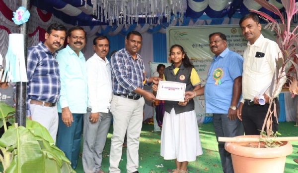 ಕೊಪ್ಪಳ: ಪಯೋನಿಯರ್ ಶಾಲೆ ಅಕ್ಷರ  ಜಿಲ್ಲಾಮಟ್ಟಕ್ಕೆ