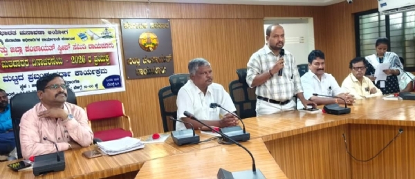 ರಾಯಚೂರು: ಪ್ರಬಂಧ ಸ್ಪರ್ಧೆ - ವಿದ್ಯಾರ್ಥಿಗಳಿಗೆ ಜಾಗೃತಿ