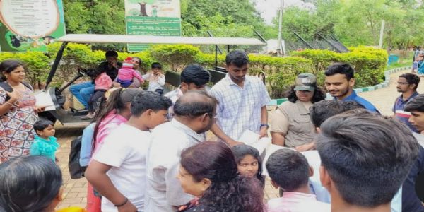 ಬಿಂಕದಕಟ್ಟಿ ಮೃಗಾಲಯಕ್ಕೆ ಪ್ರವಾಸಿಗರ ಮಹಾಪೂರ