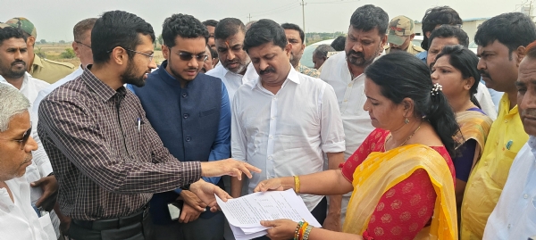 ರಾಯಚೂರಲ್ಲಿ 2419 ಮನೆಗಳನ್ನು ನಿರ್ಮಿಸಿ ವಿತರಿಸುತ್ತಿರುವುದು ಮಹತ್ತರ : ಬೈರತಿ ಸುರೇಶ ರಾಯಚೂರಲ್ಲಿ 2419 ಮನೆಗಳನ್ನು ನಿರ್ಮಿಸಿ ವಿತರಿಸುತ್ತಿರುವುದು ಮಹತ್ತರ : ಬೈರತಿ ಸುರೇಶ