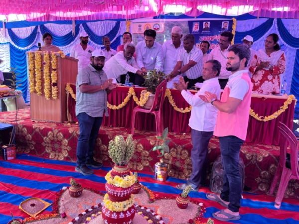 ರೈತರು ಕೃಷಿ ಕಾಮಗಾರಿಗಳ ನಿರ್ವಹಣೆಗೆ ಮುಂದಾಗಬೇಕು