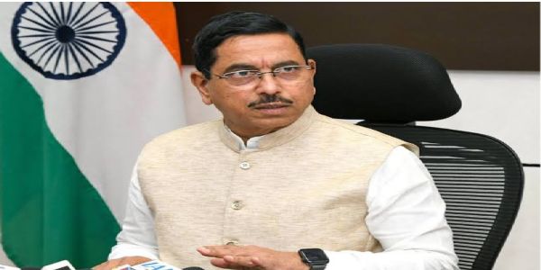 ರಾಜ್ಯ ಸರ್ಕಾರದಿಂದ ಶರವೇಗದ ತುಷ್ಟೀಕರಣ : ಪ್ರಲ್ಹಾದ ಜೋಶಿ ಕಿಡಿ