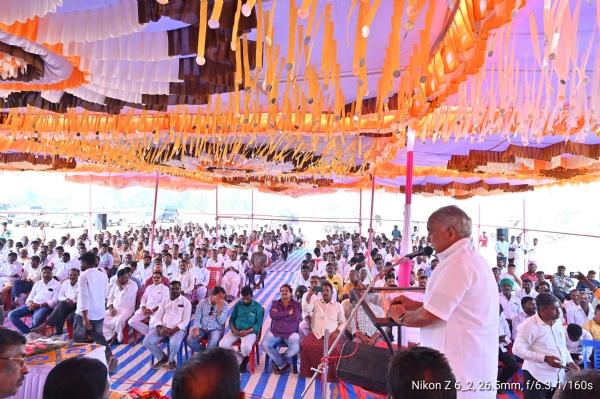 ಸಿರವಾರ- ಪ್ರಜಾಸೌಧ ಸೇರಿ ವಿವಿಧ ಕಾಮಗಾರಿಗಳಿಗೆ ಸಚಿವ ಎನ್ಎಸ್ ಬೋಸರಾಜು, ಶಾಸಕ ಹಂಪಯ್ಯ ನಾಯಕ್ ಭೂಮಿ ಪೂಜೆ