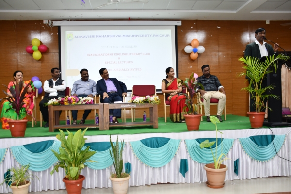 ಷೇಕ್ಸ್ಪಿಯರ್ ಅವರ ನಾಟಕಗಳು ಸಾರ್ವಕಾಲಿಕ : ಪ್ರೊ.ಬಸವರಾಜ ಪಿ. ಡೋಣೂರು ಷೇಕ್ಸ್ಪಿಯರ್ ಅವರ ನಾಟಕಗಳು ಸಾರ್ವಕಾಲಿಕ : ಪ್ರೊ.ಬಸವರಾಜ ಪಿ. ಡೋಣೂರು