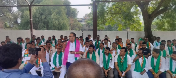 ತುಂಗಭದ್ರ ಜಲಾಶಯ - ಪ್ರತಿ ಎಕರೆಗೆ 25 ಸಾವಿರ ನಷ್ಟ ಪರಿಹಾರ ಪಾವತಿಸಿ : ರೈತ ಮೋರ್ಚಾ