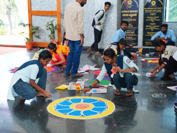 ಕಲೆ ಅಗೋಚರ ಶಕ್ತಿಯ ಮೂಲ : ಶಾಂತಿಬಾಯಿ ಕೆ ಕಲೆ ಅಗೋಚರ ಶಕ್ತಿಯ ಮೂಲ : ಶಾಂತಿಬಾಯಿ ಕೆ