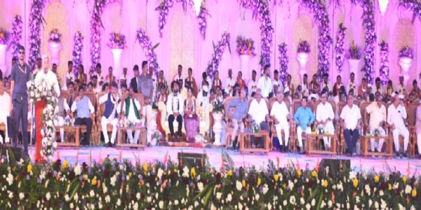 ಸಮಾಜದಲ್ಲಿ ಸಮಾನತೆ ತರಲು ಸಾಮೂಹಿಕ ವಿವಾಹ ಸಹಾಯಕ : ಸಿದ್ದರಾಮಯ್ಯ