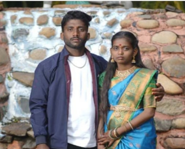 ಗಂಗಾವತಿ : ಪ್ರೀ-ವೆಡ್ಡಿಂಗ್ ಶೂಟ್ : ಓವರ್ಟೇಕ್ - ಭಾವೀ ದಂಪತಿಗಳ ಸಾವು ಗಂಗಾವತಿ : ಪ್ರೀ-ವೆಡ್ಡಿಂಗ್ ಶೂಟ್ : ಓವರ್ಟೇಕ್ - ಭಾವೀ ದಂಪತಿಗಳ ಸಾವು