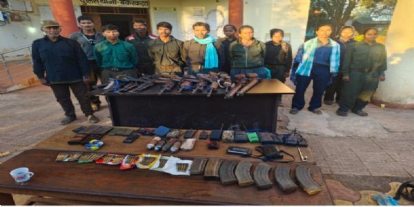 ಛತ್ತಿಸಗಢದಲ್ಲಿ ಪ್ರಮುಖ ನಕ್ಸಲರ ಶರಣಾಗತಿ