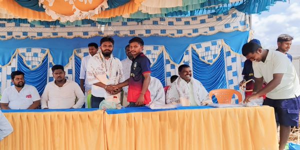 ಬಳ್ಳಾರಿ : ಬೆಣಕಲ್ ಪ್ರೀಮಿಯರ್ ಲೀಗ್ ಕ್ರಿಕೆಟ್ ಪಂದ್ಯಾವಳಿಗೆ ಚಾಲನೆ