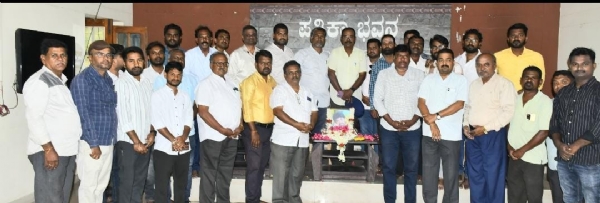 ಬಳ್ಳಾರಿ : ವೀಡಿಯೋ ಜರ್ನಲಿಸ್ಟ್ ಸಂತೋಷ್ ಚಿನಗುಂಡಿ ಆತ್ಮಕ್ಕೆ ನುಡಿ ನಮನ