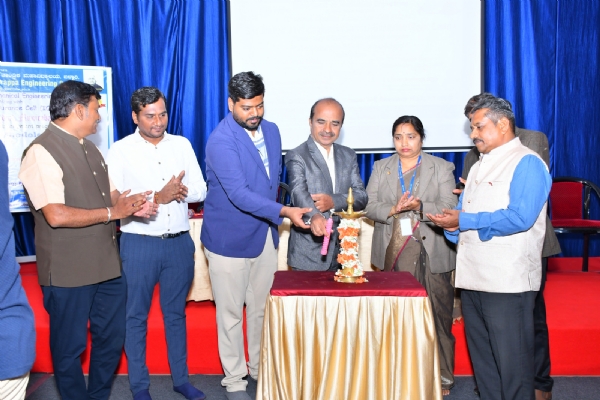 ಸಮಸ್ಯೆಗಳು ಸಂಶೋಧನೆಗೆ ಪ್ರೇರಣೆ : ಡಾ. ಎಸ್.ಎಂ. ಶಶಿಧರ