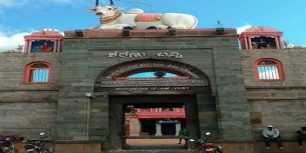 ಶ್ರೀ ಜಗದ್ಗುರು ತೋಂಟದಾರ್ಯ ಮಠದ ರಥದ ಬೀದಿಯ ಬಗ್ಗೆ ಅಪಪ್ರಚಾರ ಖಂಡನೀಯ
