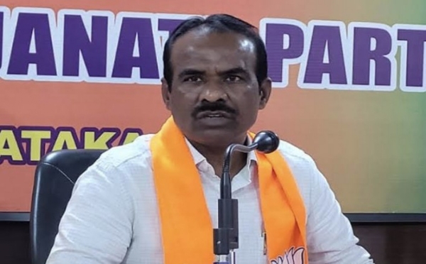 ವಿಧಾನ ಪರಿಷತ್ ಸದಸ್ಯ ಎನದ ರವಿಕುಮಾರ್ ವಿರುದ್ಧ ಜಾತಿನಿಂದನೆ ದೂರು ದಾಖಲು