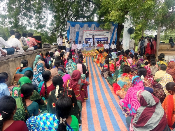 ಕೊಪ್ಪಳ : ಅಸಂಘಟಿತ ವರ್ಗ ಸರ್ಕಾರಿ ಸೌಲಭ್ಯ ಪಡೆಯಿರಿ: ನ್ಯಾ. ಮಹಾಂತೇಶ್ ದರಗದ