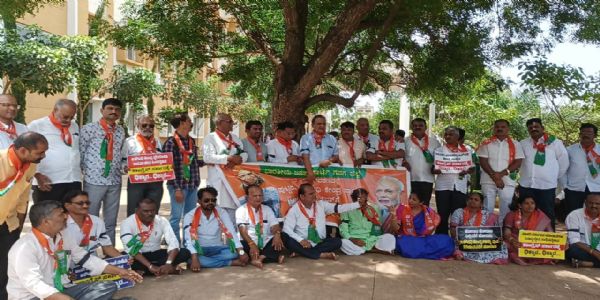 ಸಾರ್ವಜನಿಕರ ಜೀವದ ಜೊತೆ ರಾಜ್ಯ ಸರ್ಕಾರ ಚೆಲ್ಲಾಟ : ಶಾಸಕ ಚಂದ್ರು ಲಮಾಣಿ ಆರೋಪ
