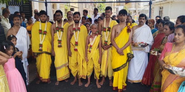 ಕೋಲಾರ ಬ್ರಾಹ್ಮಣ ಸಂಘದಿ0ದ ೬ ವಟುಗಳಿಗೆ ಸಾಮೂಹಿಕ ಧರ್ಮೋಪನಯನ
