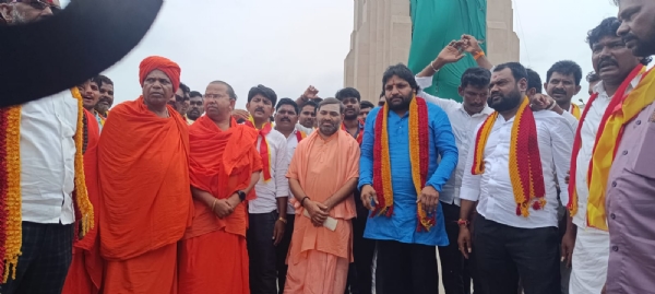 ಬಳ್ಳಾರಿ : ಕಮಲಹಾಸನ್‍ಗೆ ಅಲ್ಪಜ್ಞಾನವಿದೆ : ಪರಮಪೂಜ್ಯ ಮಹೇಶ್ವರ ಸ್ವಾಮಿ