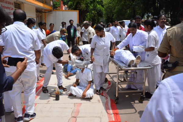ಬಿಎಂಸಿಆರ್‍ಸಿಯಲ್ಲಿ ಅಗ್ನಿ ಅವಘಡ  ಅಣಕು ಪ್ರದರ್ಶನ