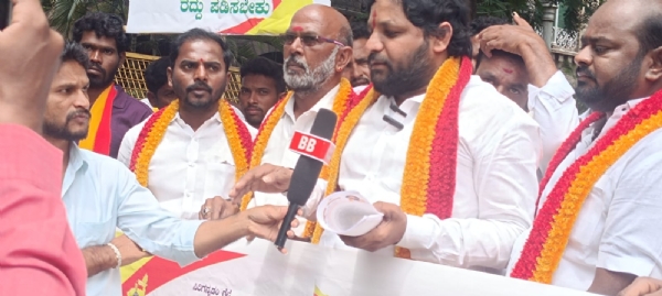 ಕಮಿಷನರ್ ದಯಾನಂದ್ ಪುನರ್ ನೇಮಕಾತಿಗೆ ಆಗ್ರಹಿಸಿ ಪ್ರತಿಭಟನೆ