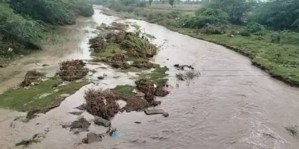 ಲಕ್ಷ್ಮೇಶ್ವರ ಪಟ್ಟಣದಲ್ಲಿ ಅಬ್ಬರದ ಮಳೆ