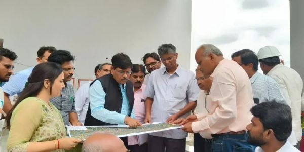 ವಸತಿ‌ ಗೃಹ ನಿರ್ಮಾಣ ಕಾಮಗಾರಿ ಪರಿಶೀಲನೆ
